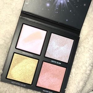 Huda beauty highlight palette